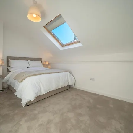 Homes No2 Newmans Mall Сasa de vacaciones Kinsale