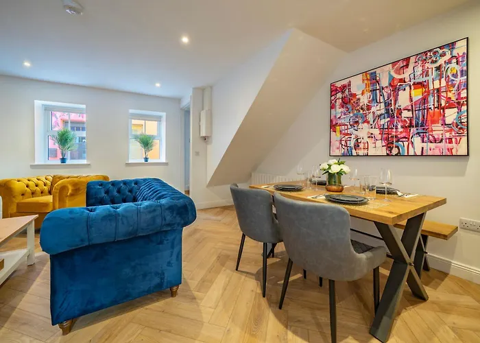 Homes No2 Newmans Mall Дом отдыха